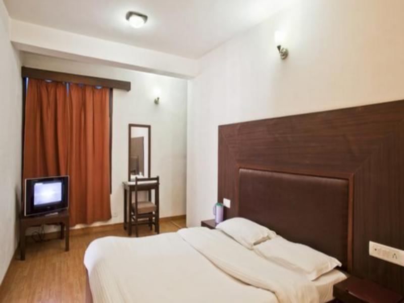 Hotel Greenfields Manali  Ngoại thất bức ảnh